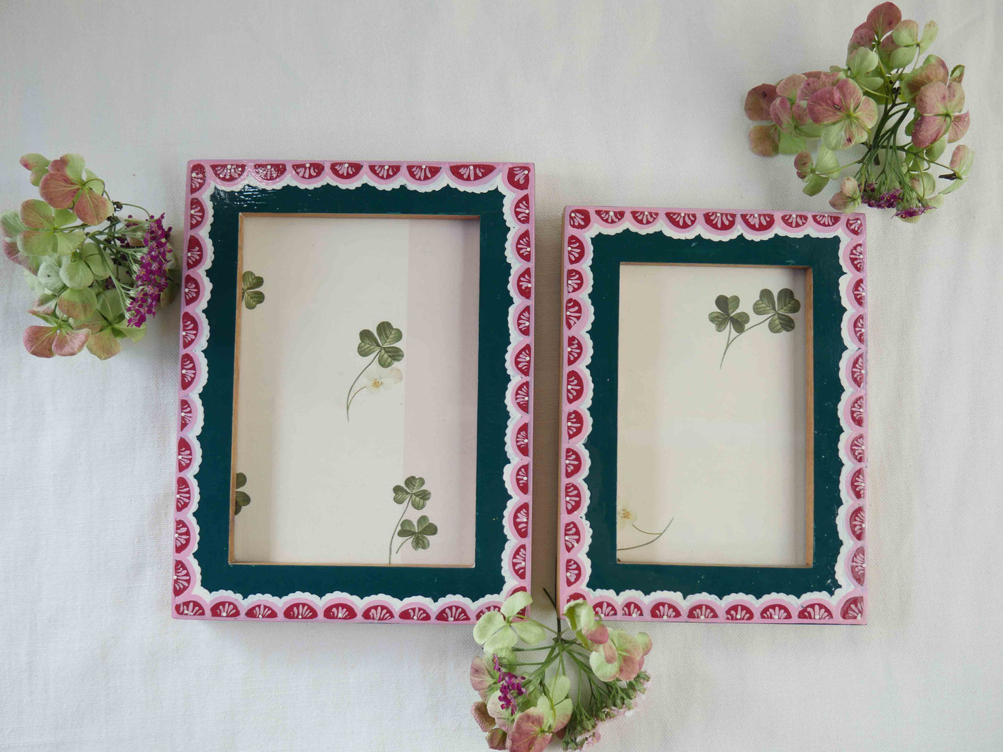 SCALLOPED HAND PAINTED FRAME