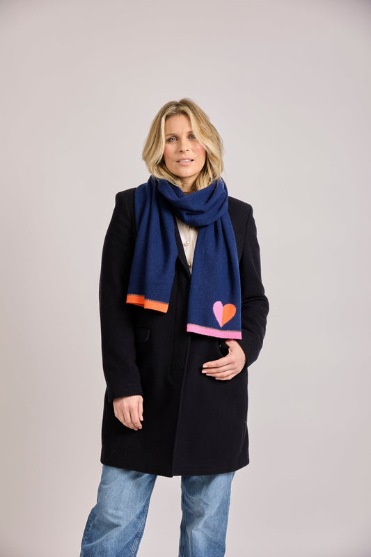 Evie cashmere plain knit scarf with colour pop intarsia heart detail
