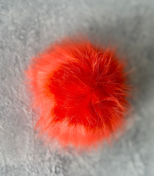Luxury 14cm faux fur poms